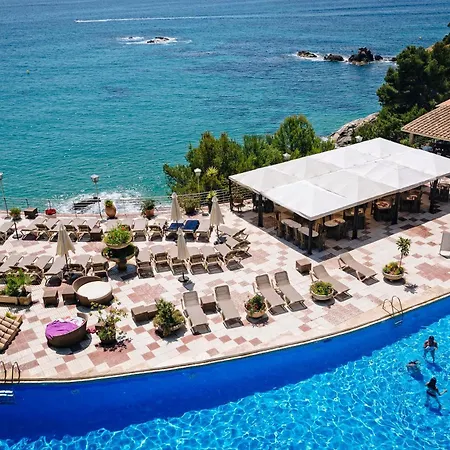 Cap Roig & By Brava 4* بلاتجا ذارو
